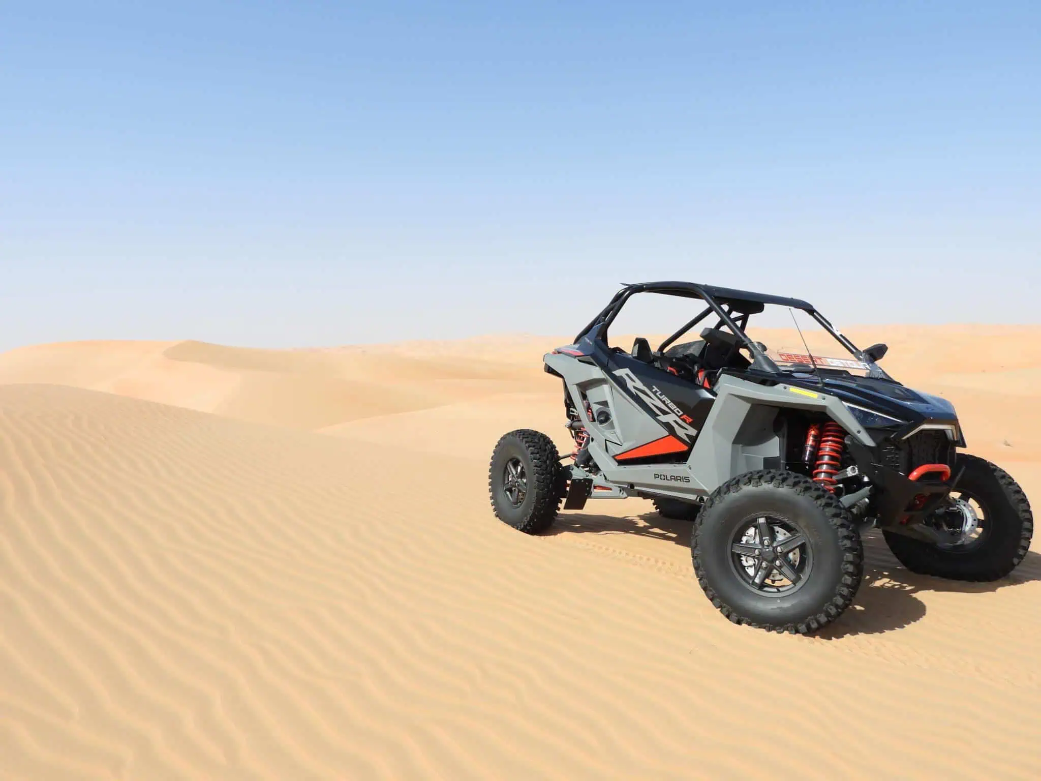 Why You Should Do A Desert Run To Explore The Dubai Desert